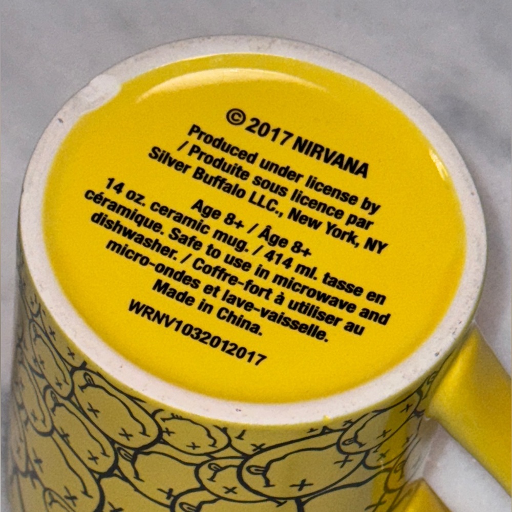 Nirvana Mug Coffee 14 Ounce Yellow Black Ceramic Smiley Face Collage - Picture 3 of 5